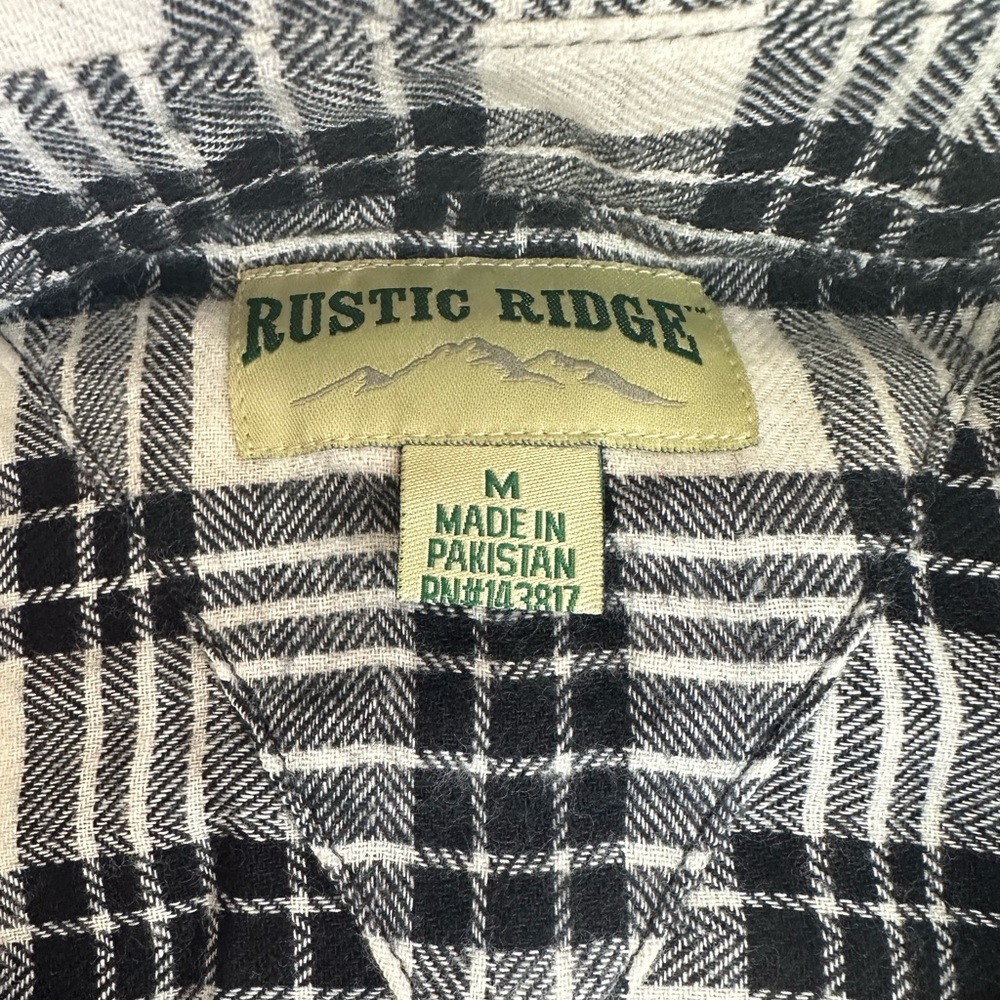 Rustic Ridge flannel Size Medium - Picture 3 of 6